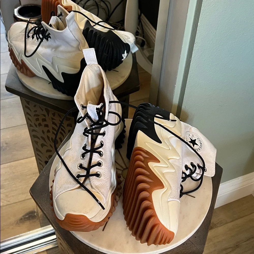 Converse, Run Star Motion Platform High-tops-Women's-9/Men's-7.5 - Picture 2 of 10